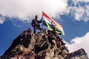 Archival Image/PTI : Indian Army Soldiers after recapturing their posts in Drass-Kargil area | 